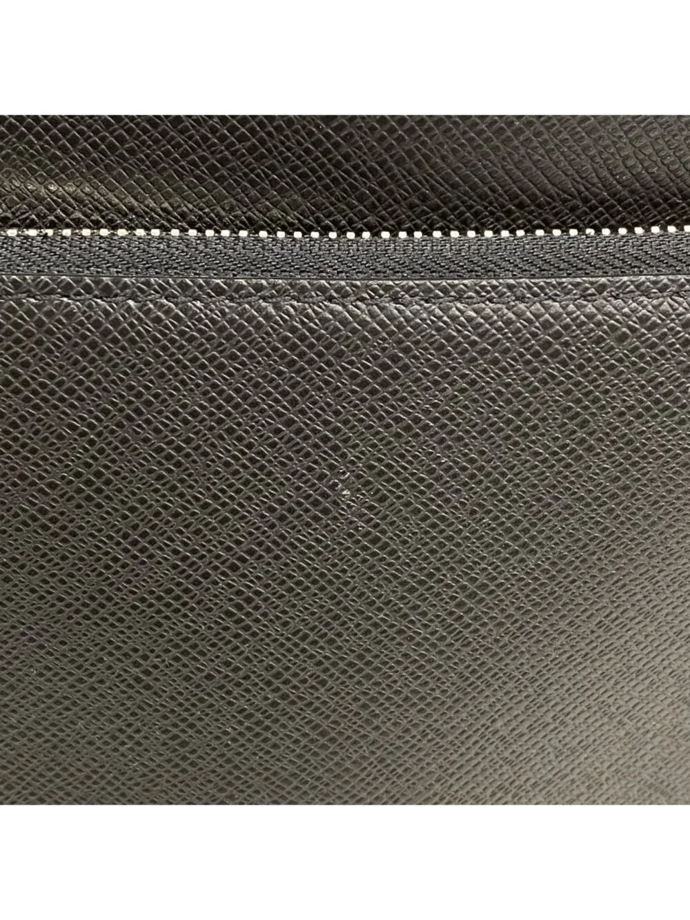 Louis Vuitton Backpack Taiga Adrian Noir